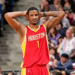  活塞重建交易格兰特换来首轮签补偿  