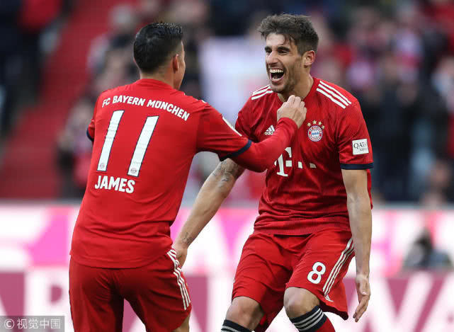  哈兰德戴帽创纪录，多特逆转柏林赫塔  